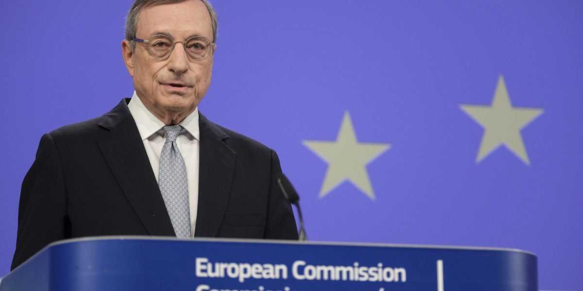 A Europa já está sabotando sua própria economia muito mais do que as tarifas dos EUA poderiam, diz o ex -presidente do BCE