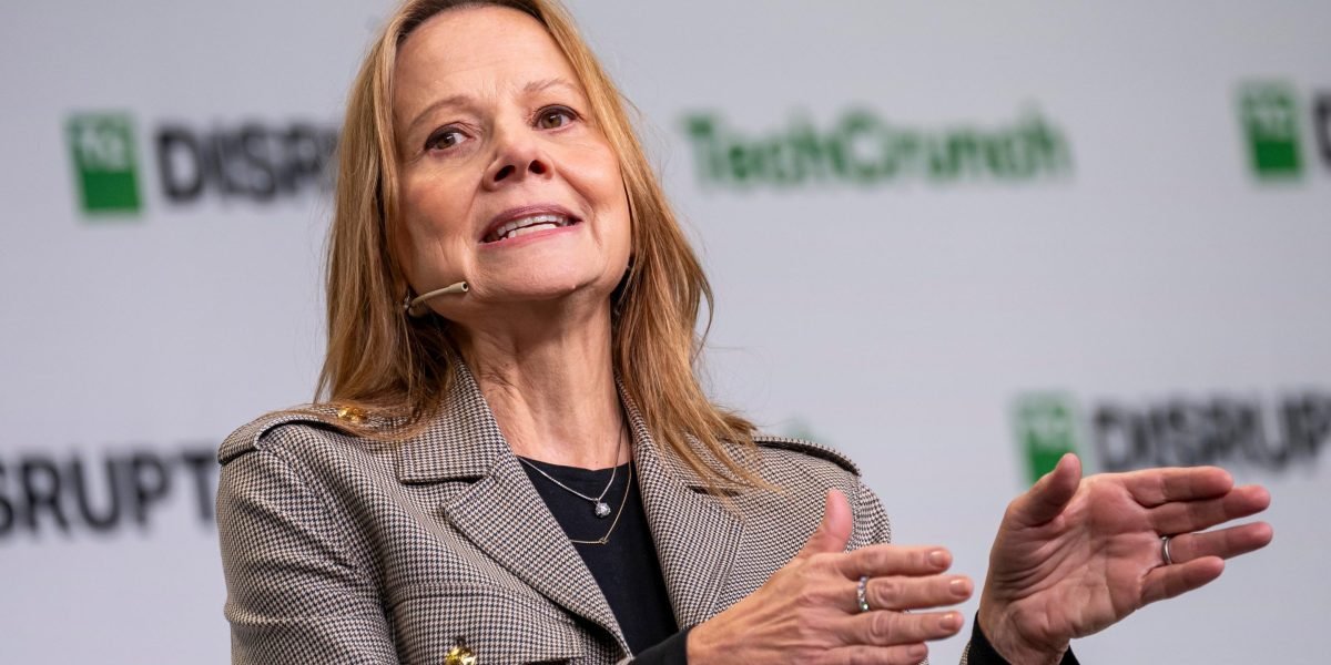 A GM aumenta o pagamento dos investidores com novas recompras, caminhada de dividendos