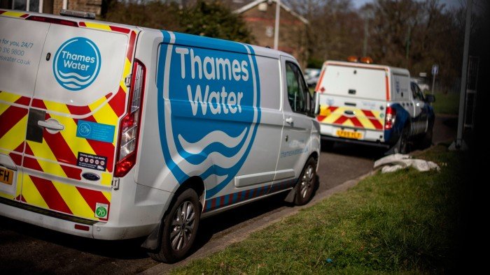 A Thames Water van