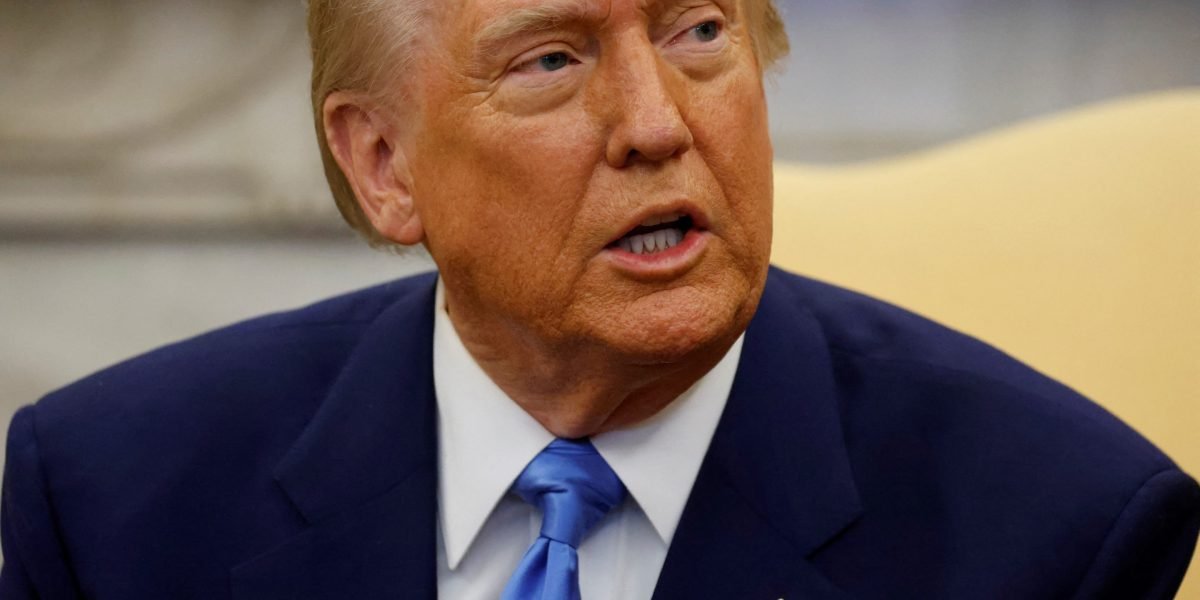 A equipe Trump procura endurecer os controles de chip de Biden sobre a China