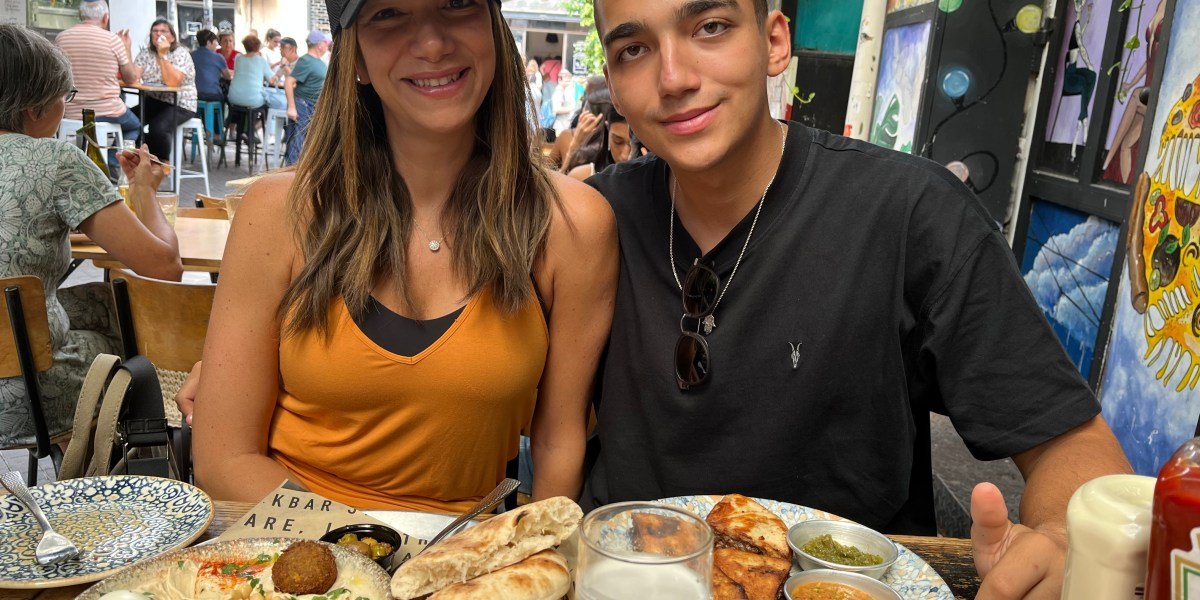 As ameaças de Trump contra o Hamas realmente funcionaram, diz o pai da American Bostage em Gaza