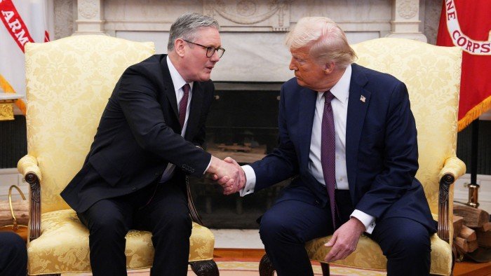 Depois de nos representar aliados, Donald Trump eloga o 'especial' Keir Starmer