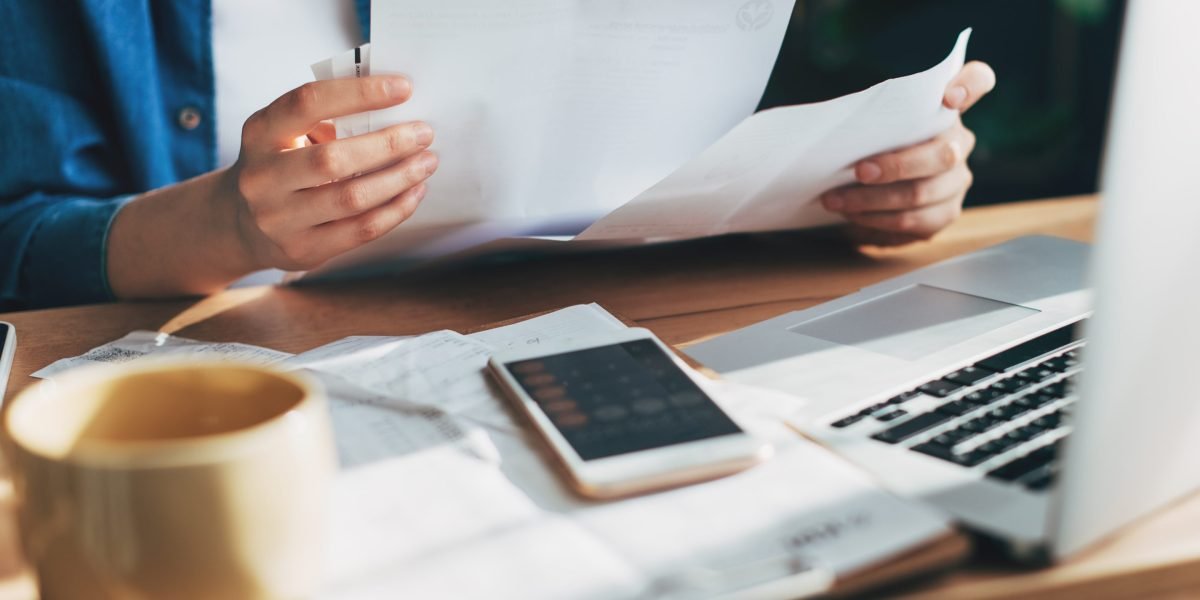 Pagando dívida com dívida: como uma transferência de saldo me economizará mais de US $ 1.000