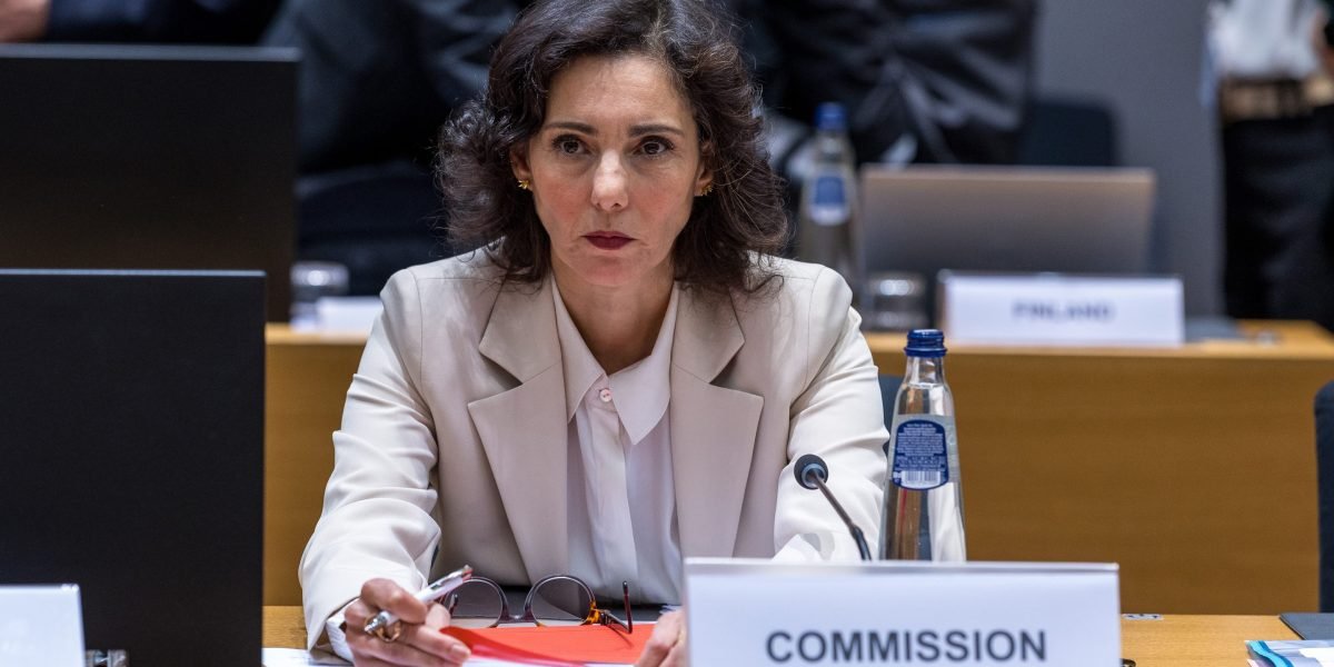 A União Europeia acabou de emitir um aviso terrível para seus 450 milhões de cidadãos: material de estoque e se preparar para o desastre