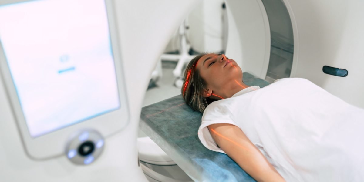 A ressonância magnética do corpo inteiro desta mãe revelou uma 'bomba-relógio de ticking' potencialmente com risco de vida