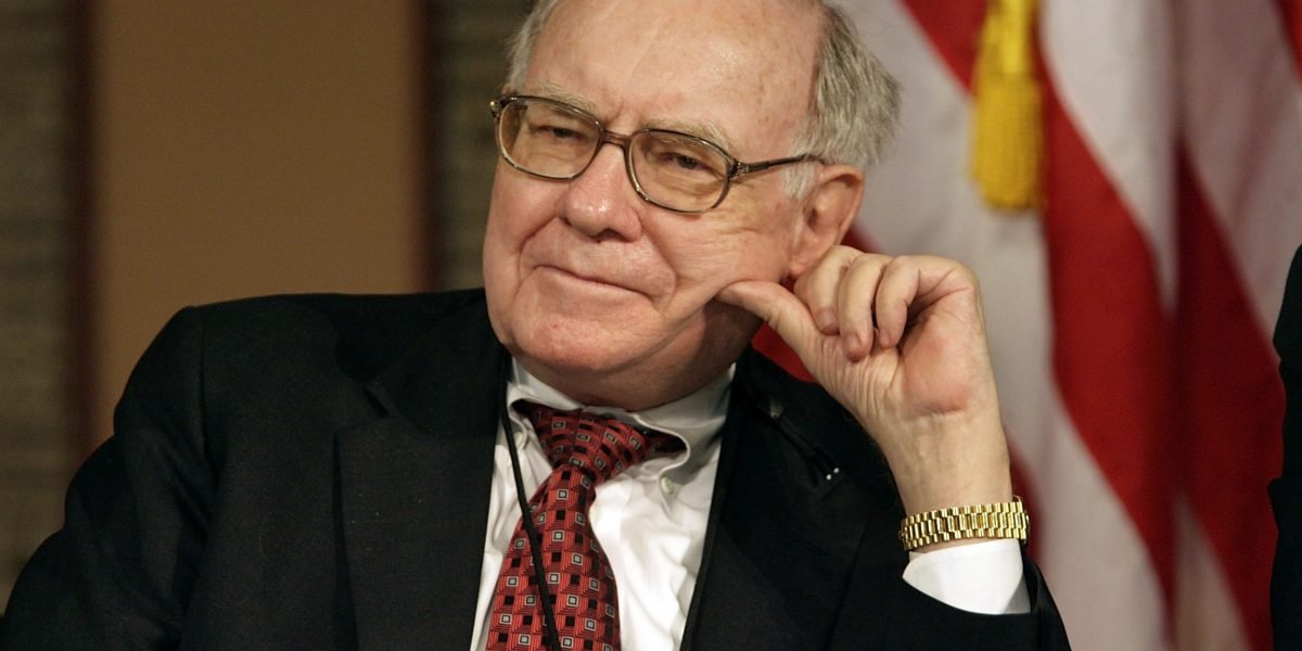 As expectativas de crescimento despencaram quando os gestores globais de fundos saem de ações dos EUA e se acumularem em dinheiro como Warren Buffett
