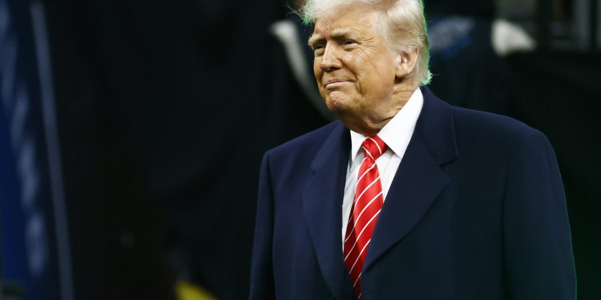 Brace Wall Street para o prazo de tarifas de Trump em 2 de abril - prevê 18% de impostos de importação da UE e 43% de chance de uma recessão nos EUA