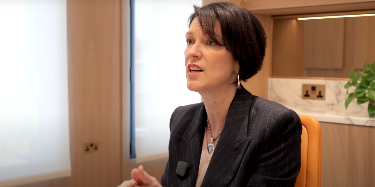 Como o CEO da Diageo Debra Crew Time in Military Sodeped seu estilo de liderança no Johnnie Walker e Guinness Maker