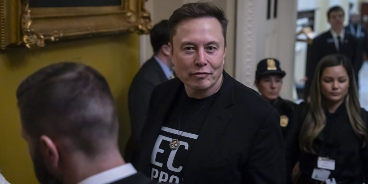Elon Musk diz aos legisladores republicanos que ele não é para culpar por demissões federais
