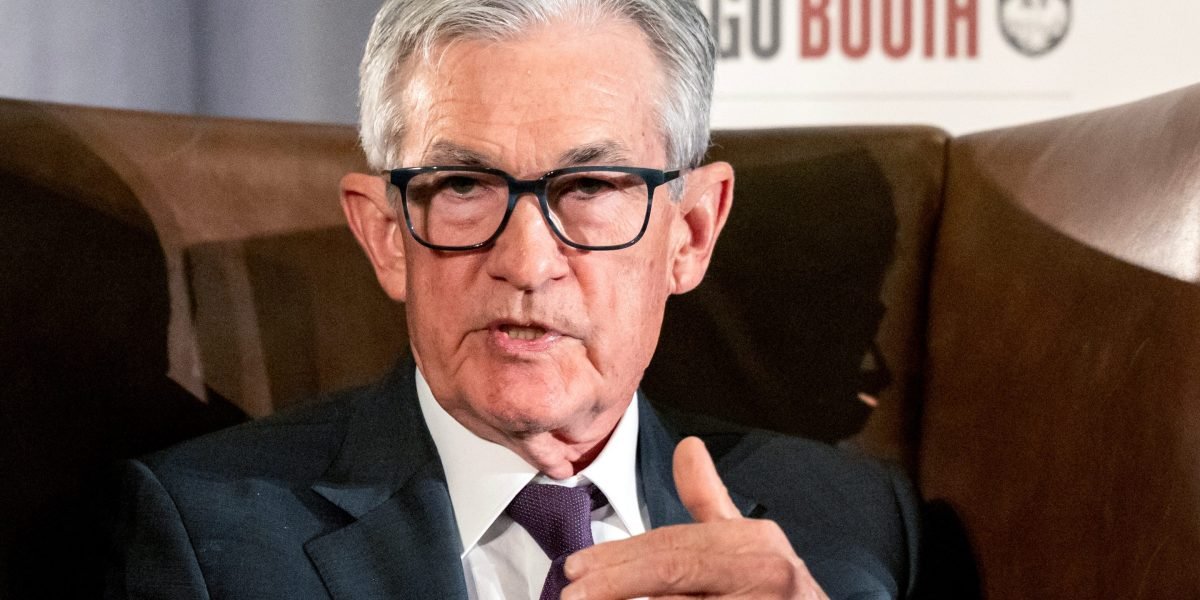 Jerome Powell diz que o 'efeito líquido' das políticas do governo Trump sobre comércio, imigração, política fiscal e regulamentação determinará as taxas de juros no futuro