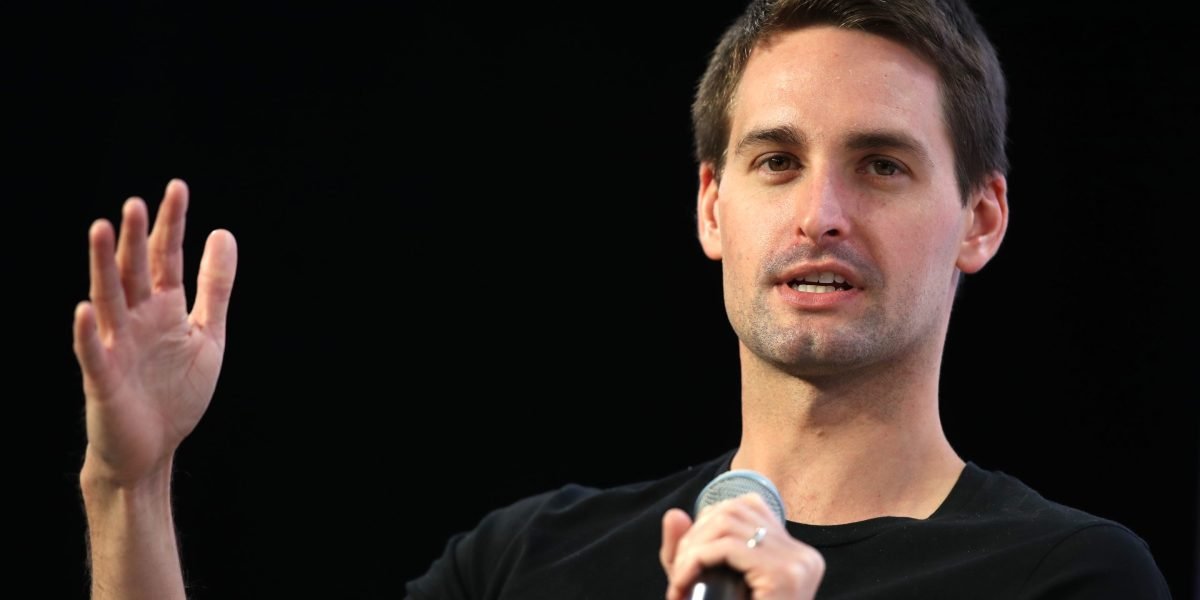 O CEO da Snap procura três traços de personalidade na contratação perfeita. Então ele propositalmente os prepara para falhar no primeiro dia no trabalho