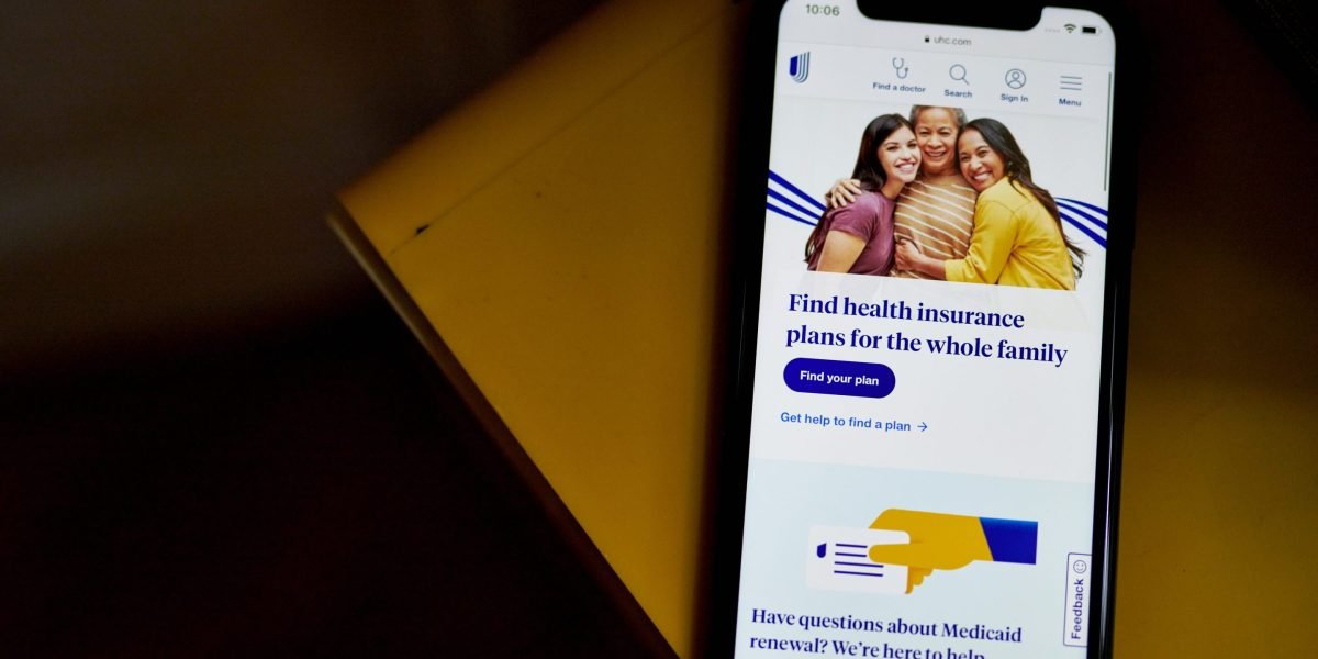 O UnitedHealth Group eliminou seu site de muitas mencionadas em programação DEI e derrubou sua página de contratação por invalidez. A empresa diz que está em conformidade com 'leis existentes e emergentes'