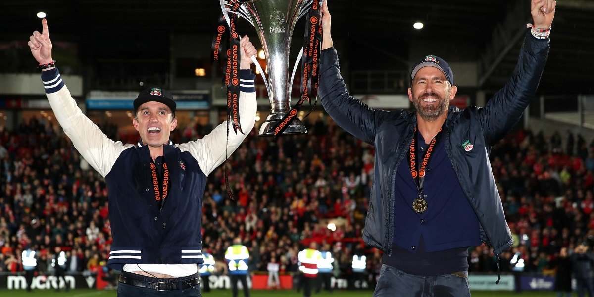 O Wrexham AFC de Ryan Reynolds agora vale 4.900% a mais a £ 100 milhões