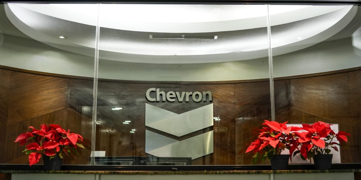 O acordo secreto da Biden permitiu que a Chevron pagasse a Venezuela milhões