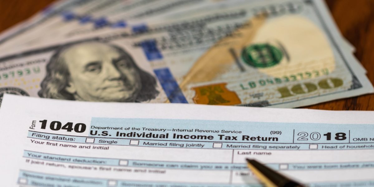 O reembolso médio dos impostos americanos é maior. Veja como você pode usá-lo para construir riqueza de longo prazo