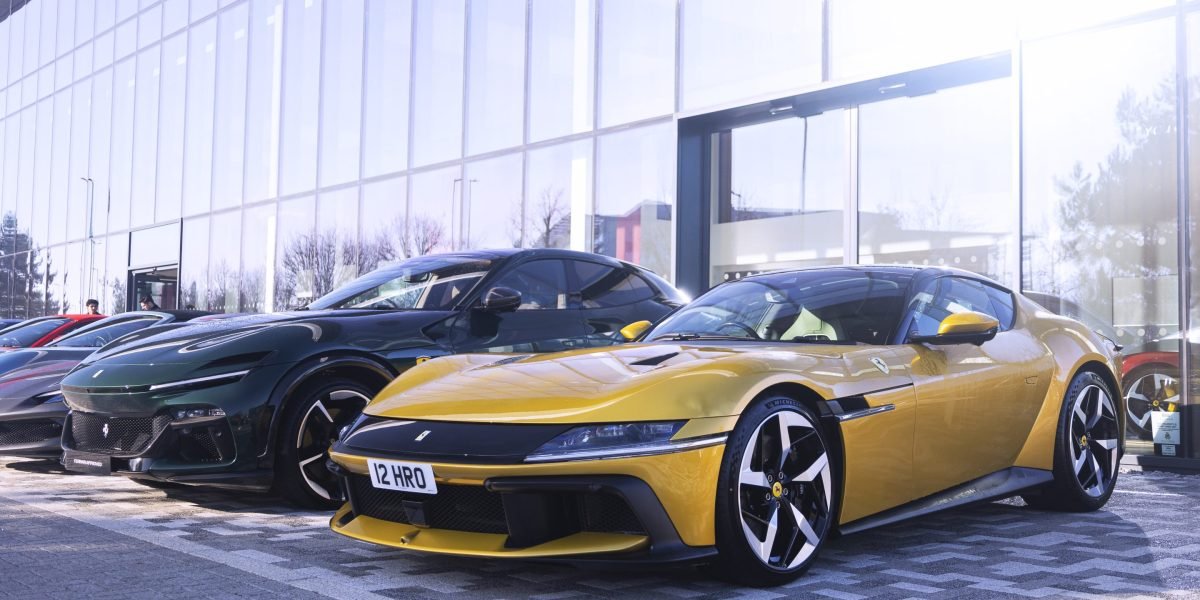 Os clientes dos EUA da Ferrari enfrentam aumentos de preços de 10% sobre as tarifas de Trump