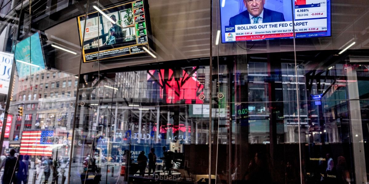 Os fundos de hedge estão vendendo ações globais de tecnologia em ritmo mais rápido em 6 meses, diz o Goldman Sachs