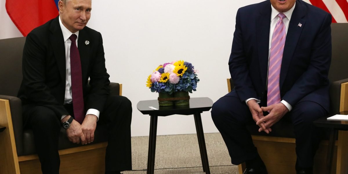 Putin diz que é "um erro profundo" tratar o esforço de Trump pela Groenlândia e seus vastos depósitos de minerais raros como "alguma conversa absurda"