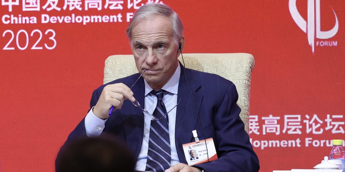 Ray Dalio, um especialista em investimentos da China, aconselhará o novo fundo de riqueza soberana de US $ 900 bilhões da Indonésia