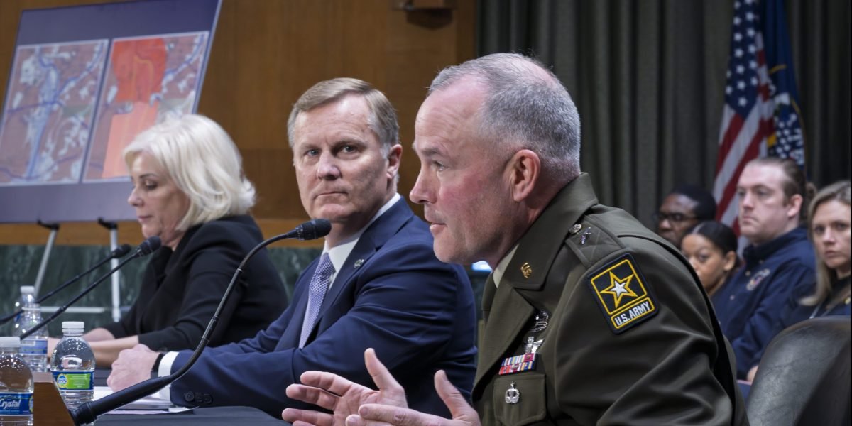 Serviço Secreto Teste Anti-Drone enviou acidentalmente alertas de cockpit urgentes, recomendando a ação evasiva um mês após um acidente fatal