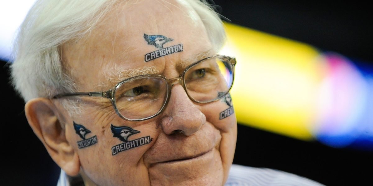 Uma viagem gratuita a Marte, hambúrgueres grátis para toda a vida e US $ 1 milhão: que suporte perfeito para loucura de março poderia vencê -lo como Warren Buffett e Elon Musk Chip em