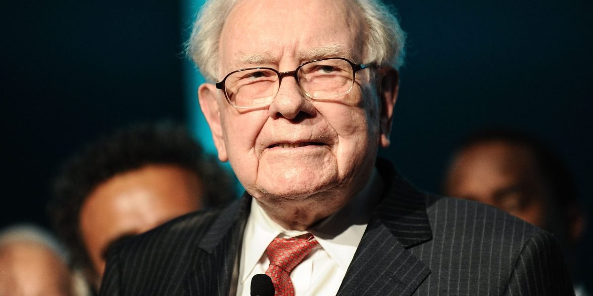 Warren Buffett viu o SellOff chegando e acumulado em dinheiro, diz o analista, enquanto os mercados aguardam seu próximo passo - 'A paciência é mais do que uma virtude, é uma arma'