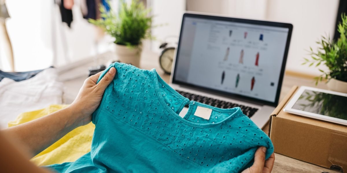 A brecha tarifária 'de minimis' que levou Shein e Temu ao domínio da moda rápida está fechando em 2 de maio