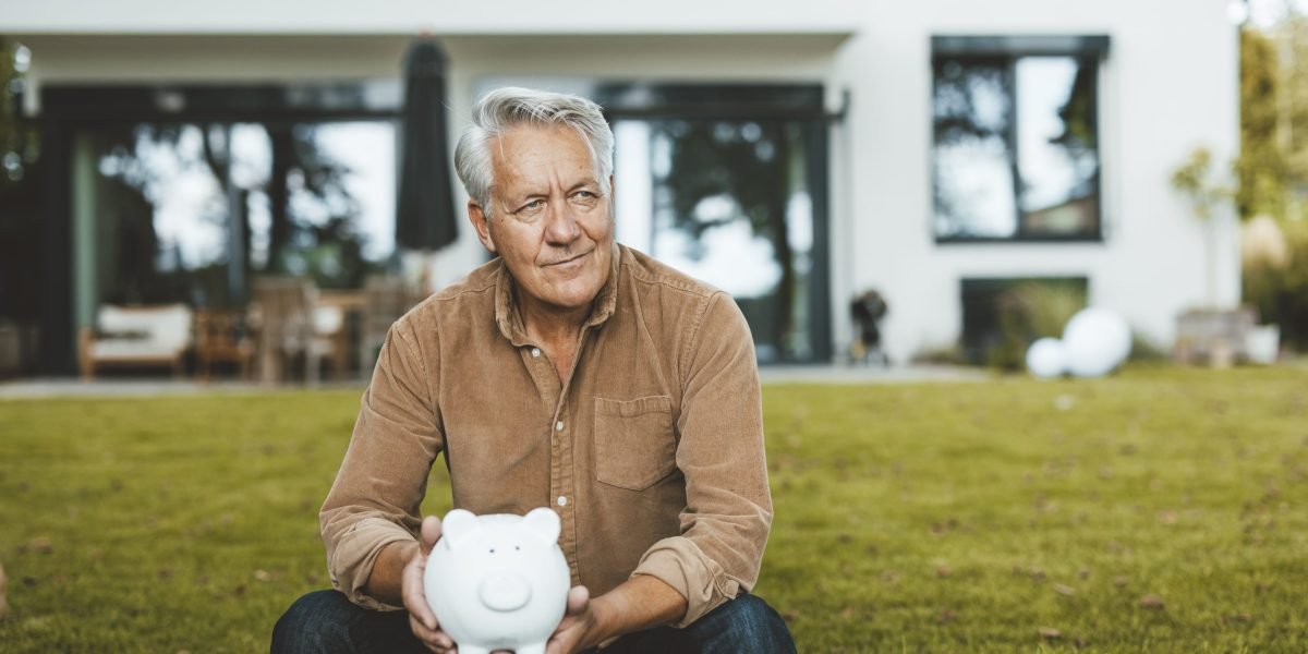 Até os americanos mais ricos estão sofrendo de vida útil mais curta do que os da Europa. Um novo estudo cita 3 razões principais