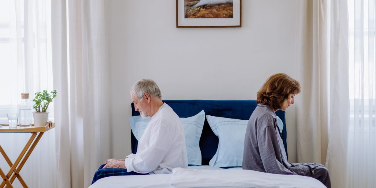 'Cinza Divórcio' para Gen X e Boomers está disparando: 5 erros de dinheiro para evitar antes que eles atrapalhem sua aposentadoria