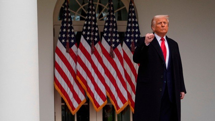 Donald Trump escala a guerra comercial global com uma ampla blitz tarifária