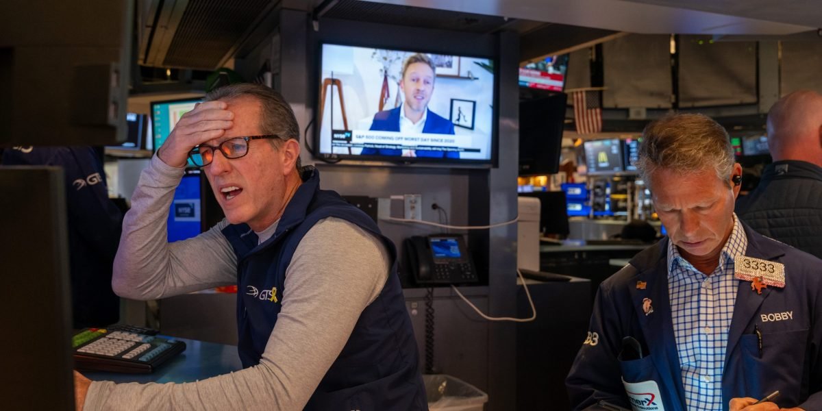 O mercado tarifário de Trump 'Bloodbath' abalou Wall Street. Aqui estão os 5 piores falhas no mercado desde a 'quinta -feira negra' 1929