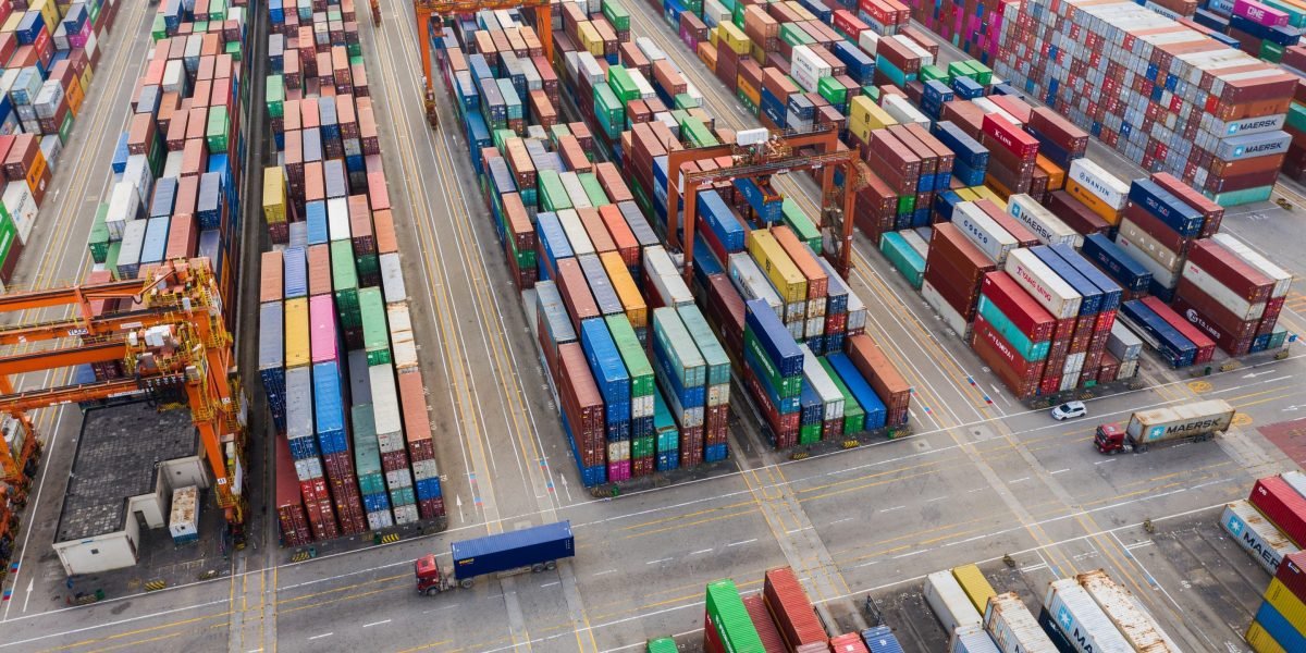 Os consumidores suportarão o peso dos custos tarifários, dizem economistas