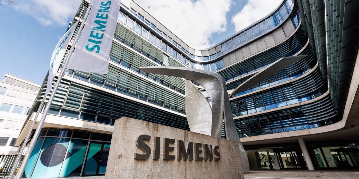 Siemens para aumentar as descobertas de medicamentos usando a IA através da aquisição de US $ 5,1 bilhões da empresa de software dos EUA Dotmatics