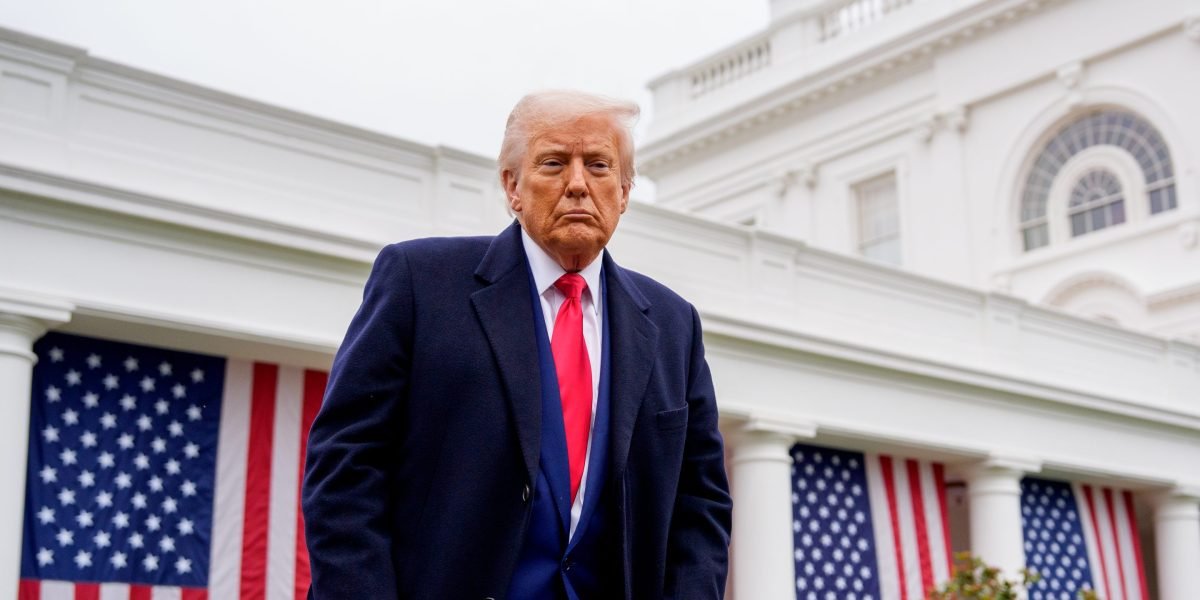 Trump está planejando o desfile militar que ele deseja há muito tempo para seu 79º aniversário